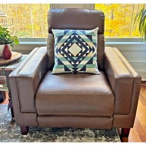 Pendleton 100% Cotton Covered Pillow Throws Qty 2 19x19" White Duck Feather/Down